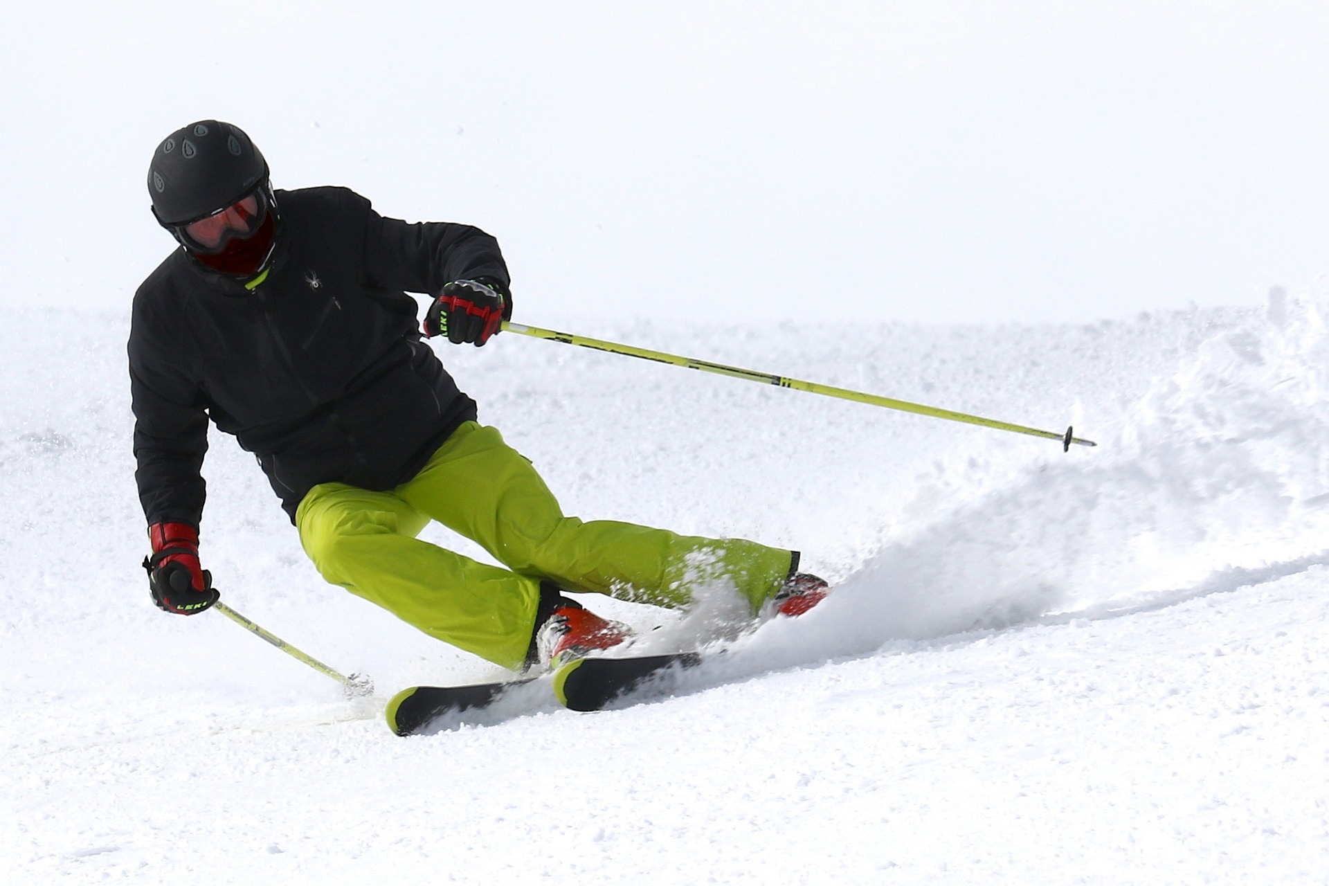 An advanced skier enjoying one of the tougher Park City ski trails.